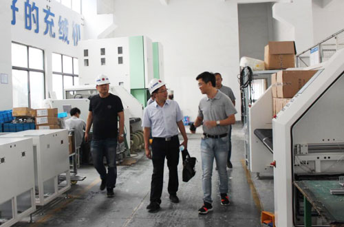 聯(lián)領(lǐng)智能迎來尚湖鎮(zhèn)鎮(zhèn)長(zhǎng)一行考察走訪